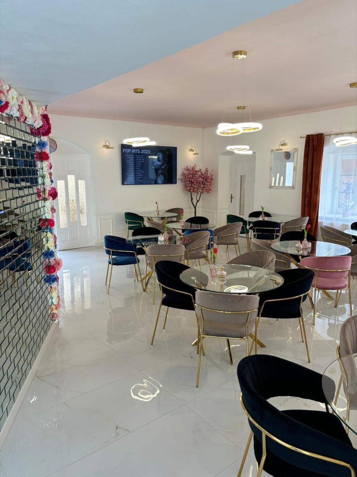 Boutique Hotel Posta Rl Oravsky Podzamok Εξωτερικό φωτογραφία